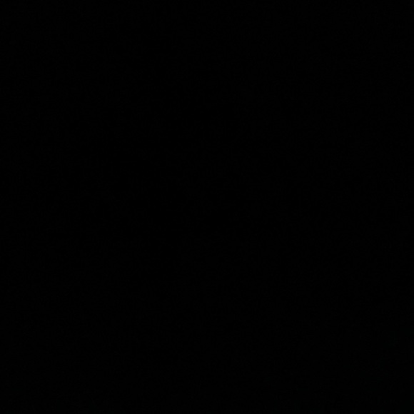 MacBook - Picture 3 of 3